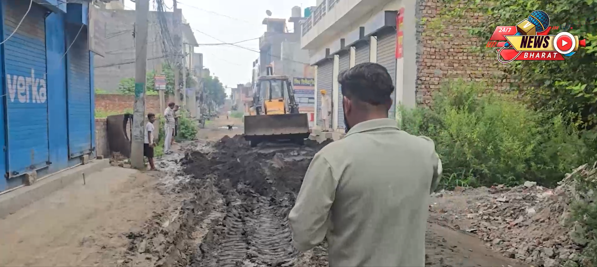 Years of Wait Over: Roadwork Begins in Guru Nanak Estate, Councillor Inspects Progress
